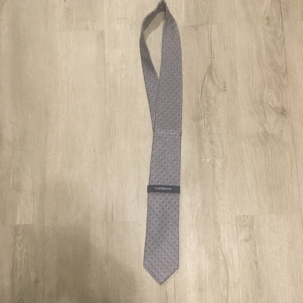 NWOT🔥Croft & Barrow” Gray Tie